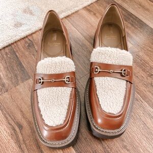 Sam Edelman genuine leather loafers with Sherpa lining. Like new. Worn once.